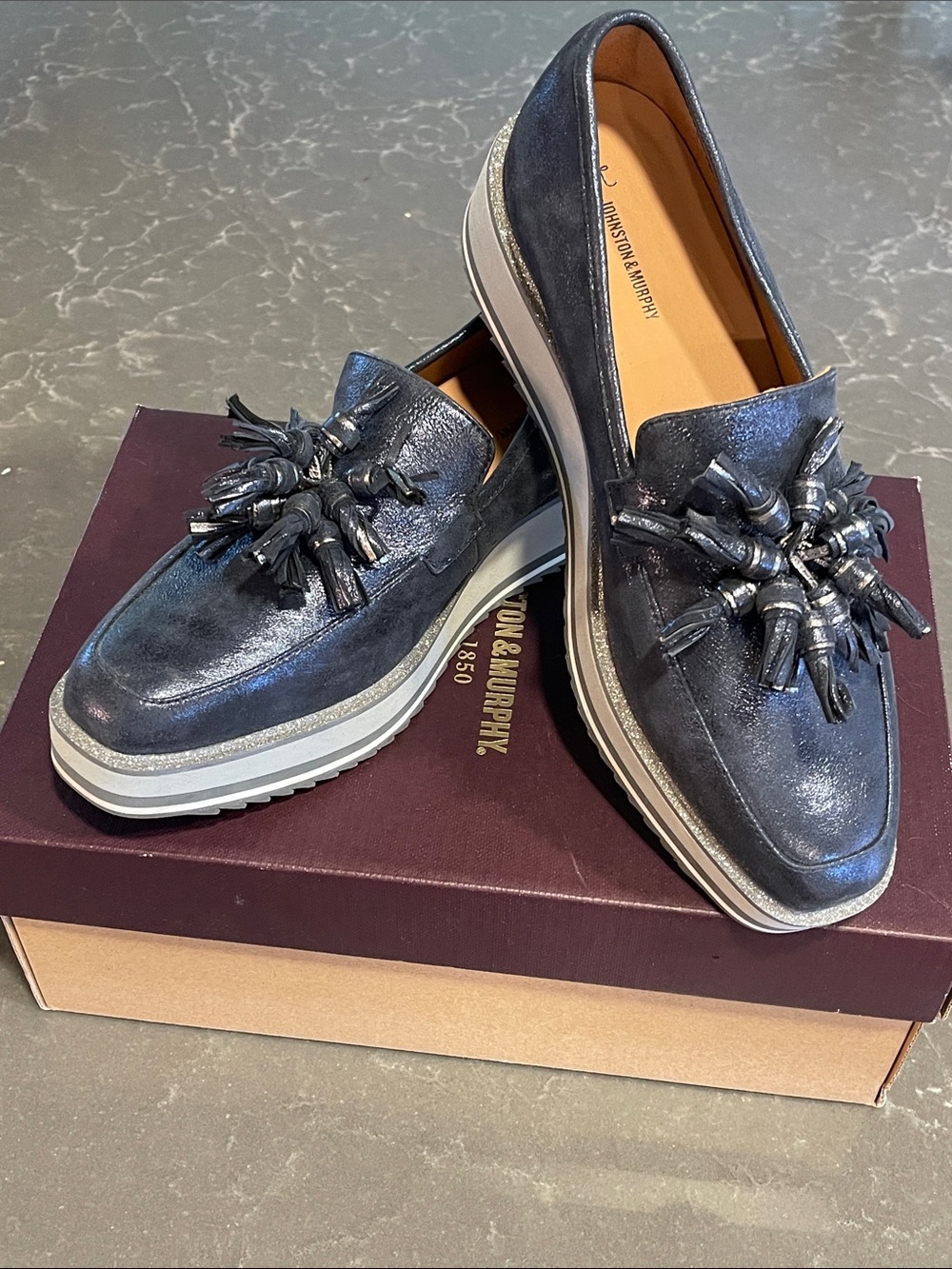 Johnston & Murphy Gracelyn Metallic Navy Tassel Slip-On Loafers- size 9.5